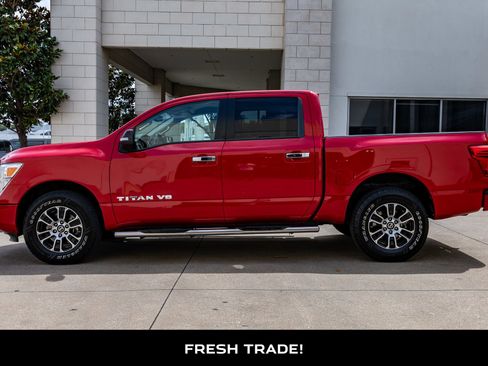 Used 2020 Nissan Titan SV w/ SV Convenience Package AWD/4WD image 5
