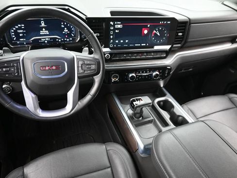 Used 2024 GMC Sierra 1500 SLT image 14