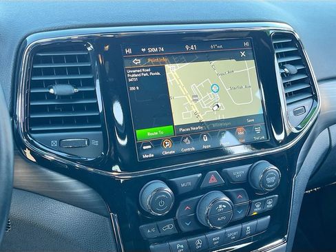 Certified 2019 Jeep Grand Cherokee Altitude image 13