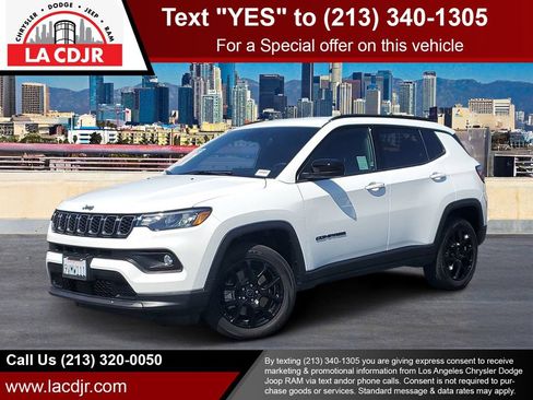 Used 2026 Jeep Compass Latitude AWD/4WD image 1