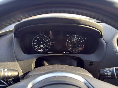 Used 2019 Jaguar F-PACE S image 15