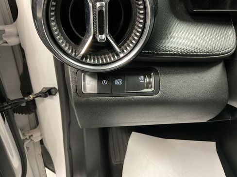 Used 2025 Chevrolet Equinox LT FWD image 11