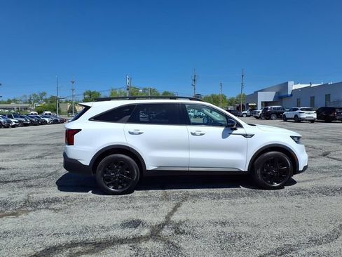 Used 2023 Kia Sorento S w/ Panoramic Sunroof Package AWD/4WD image 18