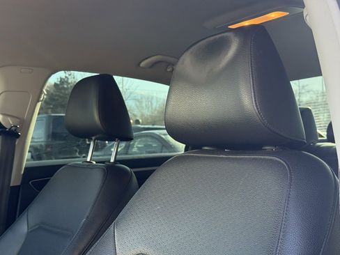 Used 2018 Volkswagen Passat 2.0T R-Line image 11