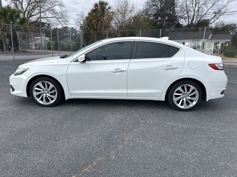 Used 2016 Acura ILX image 2