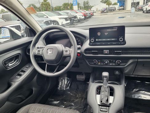 Certified 2024 Honda HR-V LX image 15
