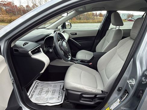 Used 2022 Toyota Corolla Cross L image 24