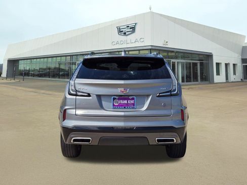 Certified 2025 Cadillac XT4 Sport FWD image 5