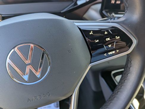 Used 2023 Volkswagen ID.4 Pro AWD/4WD image 46