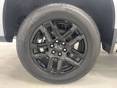 New 2026 Chevrolet Silverado 1500 RST w/ Dark Appearance Package AWD/4WD image 35