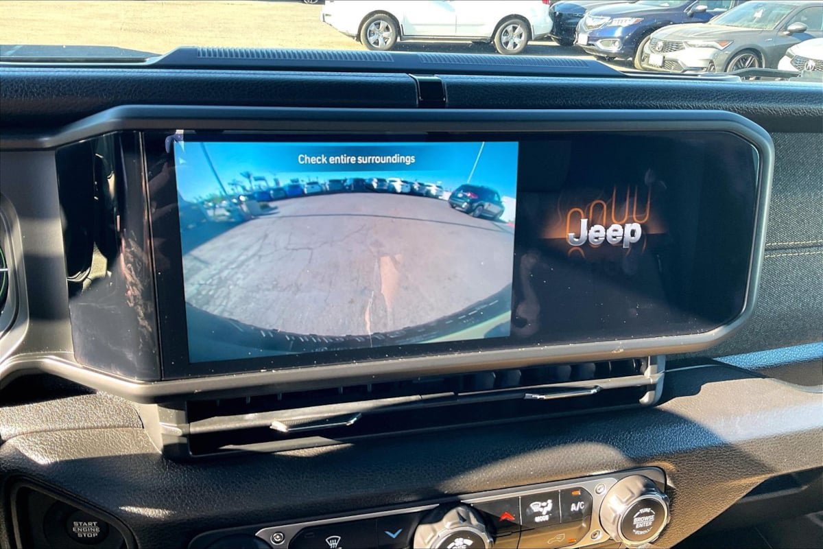 Used 2025 Jeep Wrangler Unlimited Sport S 4xe AWD/4WD image 18