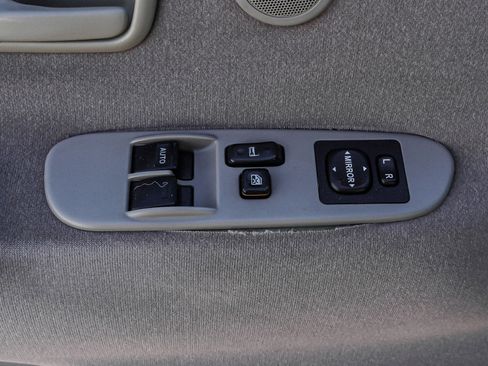 Used 2000 Toyota Tundra SR5 image 19