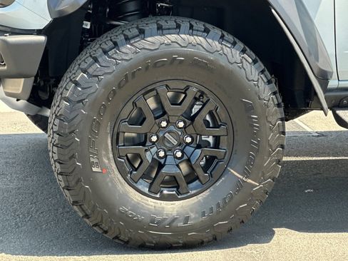New 2026 Ford Bronco Raptor w/ Interior Carbon Fiber Pack AWD/4WD image 25