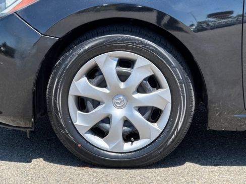 Used 2016 MAZDA MAZDA3 i Sport FWD image 29