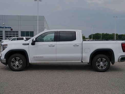 Used 2025 GMC Sierra 1500 SLT AWD/4WD image 10