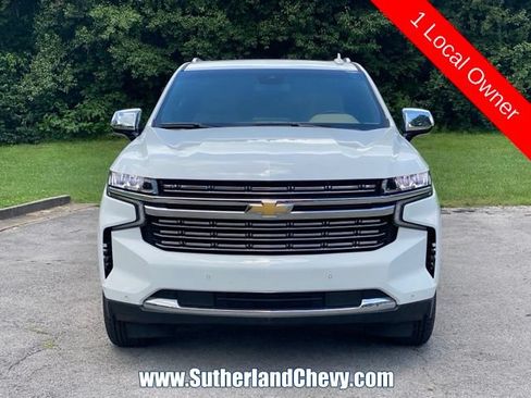 Used 2023 Chevrolet Tahoe Premier AWD/4WD image 2