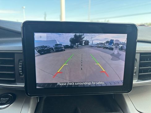 Used 2022 Ford Explorer XLT w/ Equipment Group 202A image 29