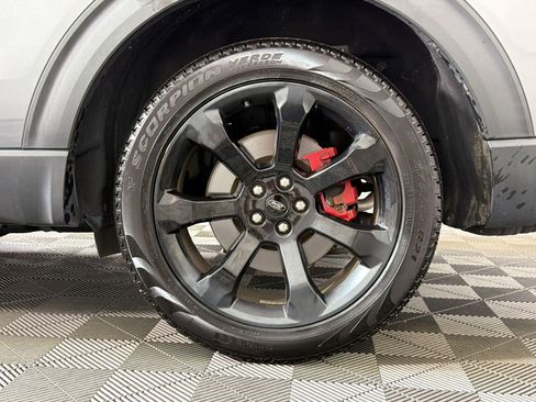 Used 2022 Ford Explorer ST w/ ST Street Pack AWD/4WD image 11