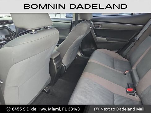 Used 2019 Toyota Corolla SE image 28