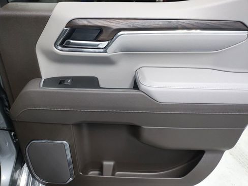 New 2026 GMC Sierra 1500 SLT w/ SLT Premium Plus Package image 14