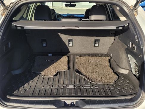 Used 2024 Subaru Outback Limited image 19