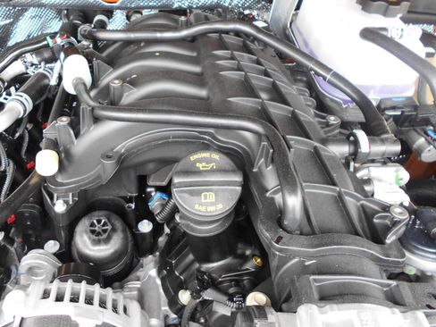 New 2025 Jeep Gladiator Sport image 5