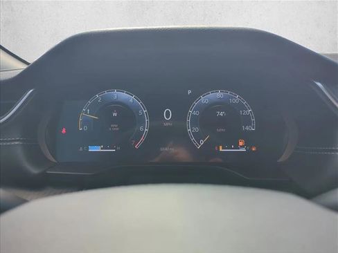 Used 2025 Jeep Grand Cherokee Laredo w/ Luxury Tech Group I image 6