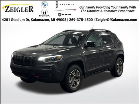 Used 2022 Jeep Cherokee Trailhawk w/ Comfort/Convenience Group image 1