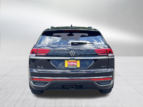 Used 2023 Volkswagen Atlas Cross Sport SE AWD/4WD image 6