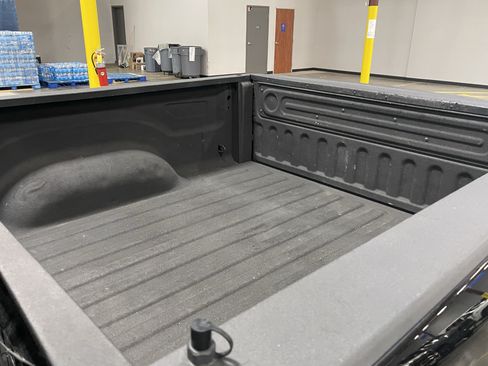 Used 2021 RAM 1500 Tradesman w/ SXT Plus Group AWD/4WD image 11