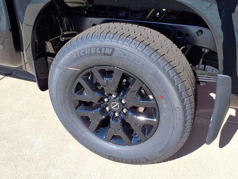 New 2026 Nissan Frontier SV image 10