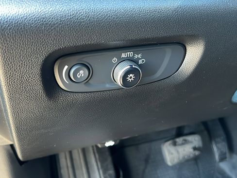 Certified 2023 Chevrolet Traverse LT w/ Midnight/Sport Edition image 30