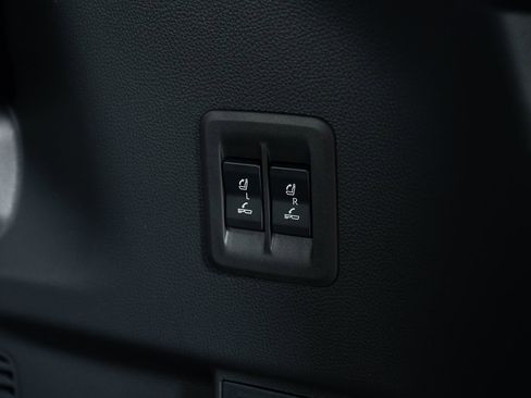 Used 2025 Lexus GX 550 image 21