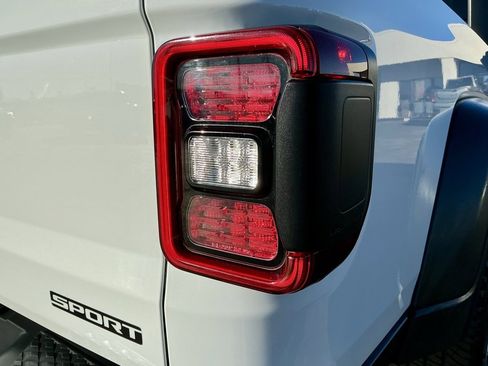 Used 2020 Jeep Gladiator Sport w/ Quick Order Package 24S image 16