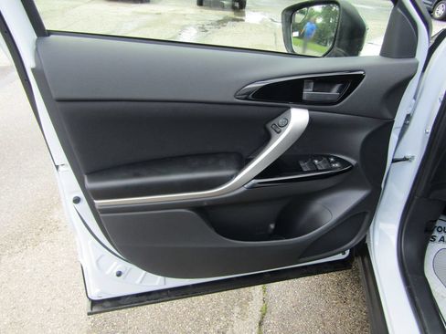Used 2026 Mitsubishi Eclipse Cross AWD image 13