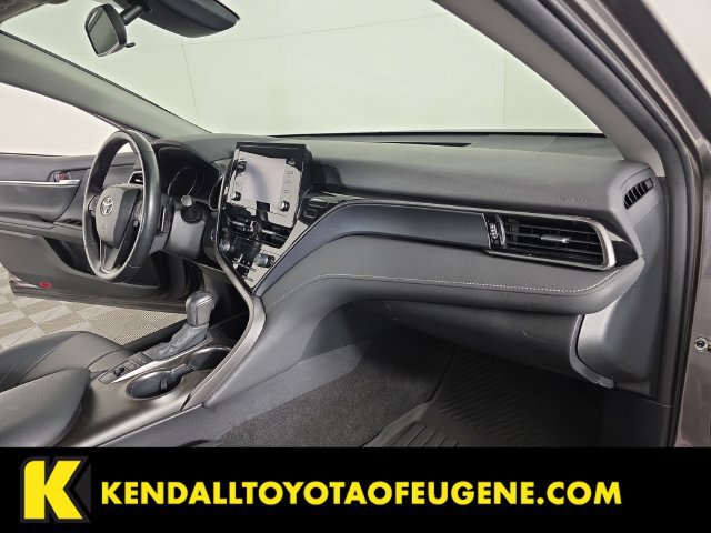 Used 2022 Toyota Camry SE FWD image 27