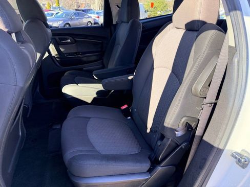 Used 2012 Chevrolet Traverse LT w/ All-Star Edition image 33