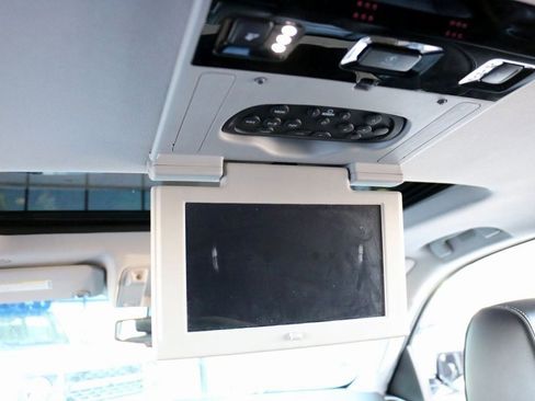 Used 2017 GMC Yukon Denali w/ Open Road Package image 30