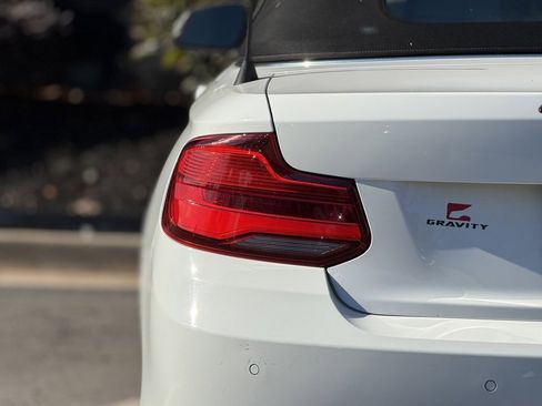 Used 2019 BMW 230i Convertible w/ Convenience Package image 15