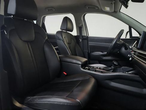 Certified 2024 Kia Sorento EX FWD image 25