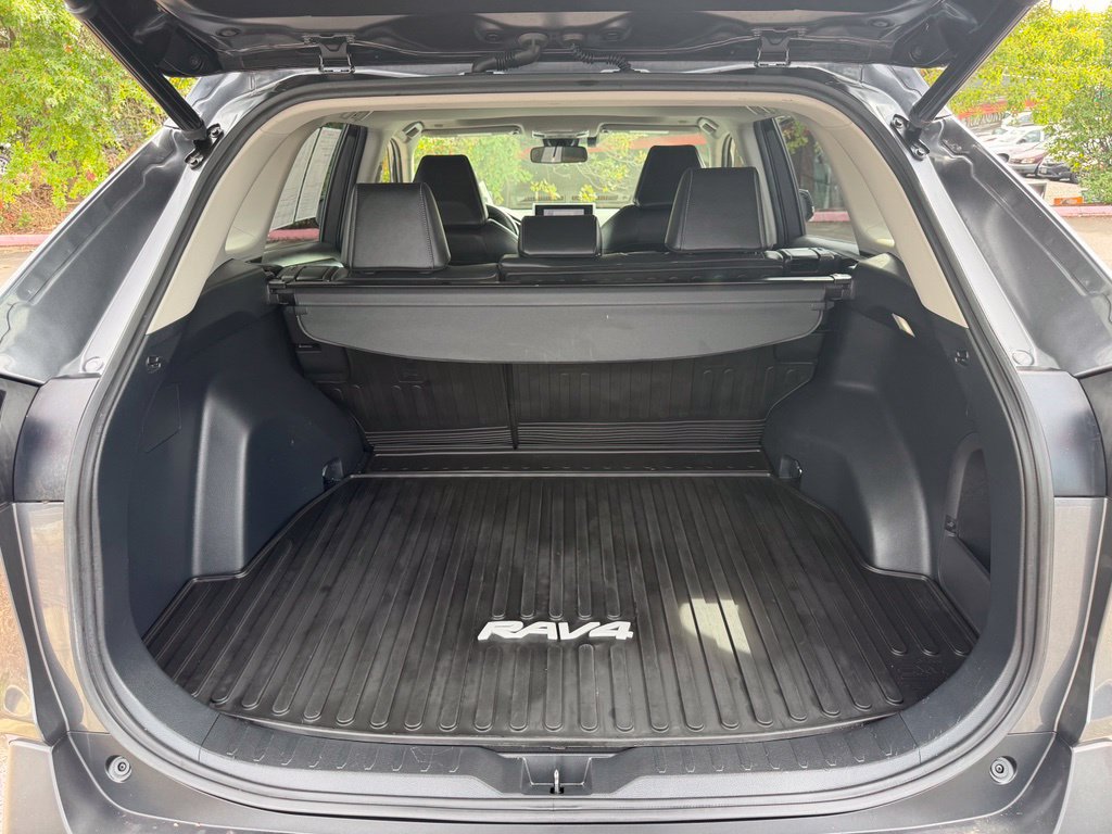 Used 2023 Toyota RAV4 XLE Premium AWD/4WD image 10