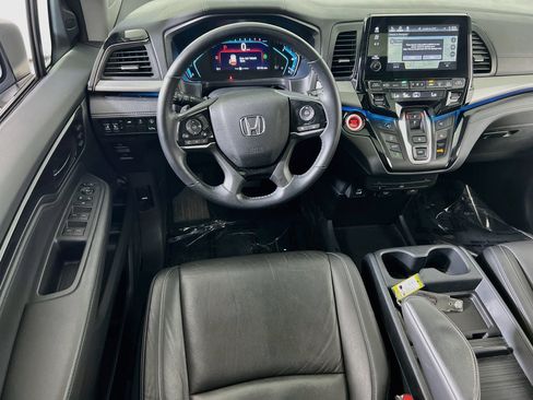 Used 2023 Honda Odyssey Touring image 23