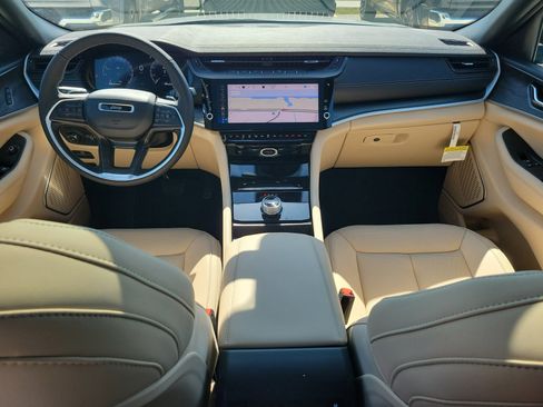 New 2026 Jeep Grand Cherokee L Limited image 7