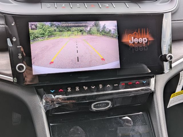 New 2026 Jeep Grand Cherokee Limited AWD/4WD image 25