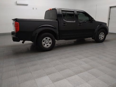 Used 2018 Nissan Frontier SV image 10