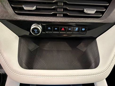 New 2026 Ford Explorer Platinum w/ LUX Leather Package AWD/4WD image 15