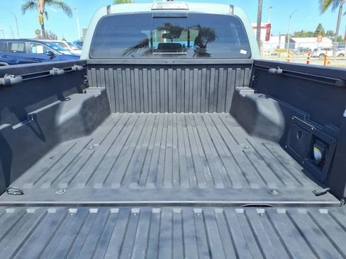 Used 2023 Toyota Tacoma TRD Off-Road w/ Technology Package RWD image 6