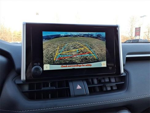 Used 2025 Toyota RAV4 LE image 13