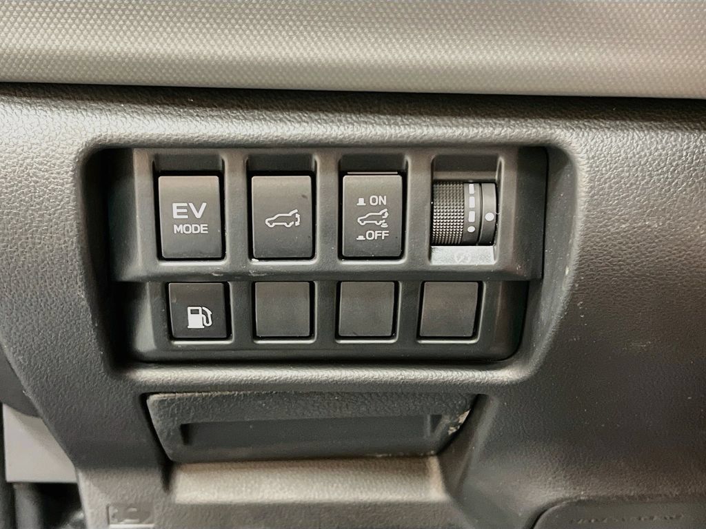 Used 2025 Subaru Forester Sport w/ Popular Package AWD/4WD image 10