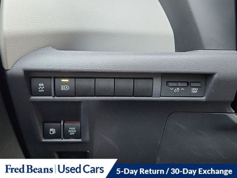 Used 2023 Toyota Sienna LE image 26